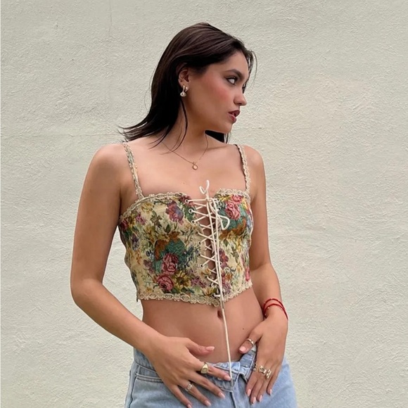 SECRET GARDEN CORSET CROP TANK TOP - Picture 3 of 4